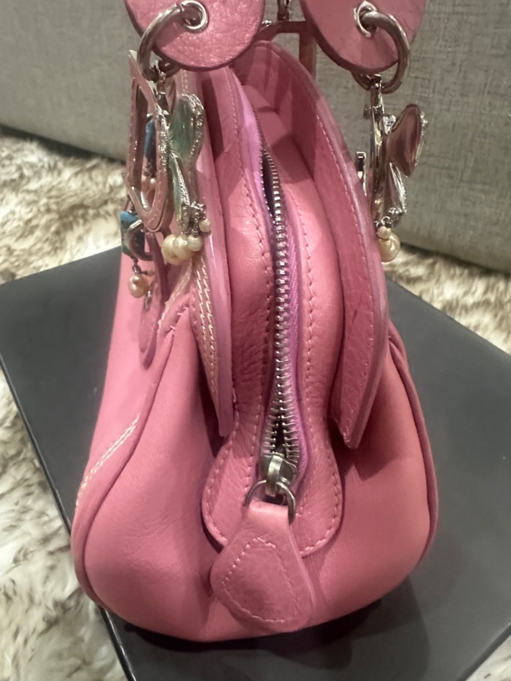 RARE DIOR limited edition CD logo Pink Leather w/ Butterfly diamond Pearl Charms - Picture 6 of 12